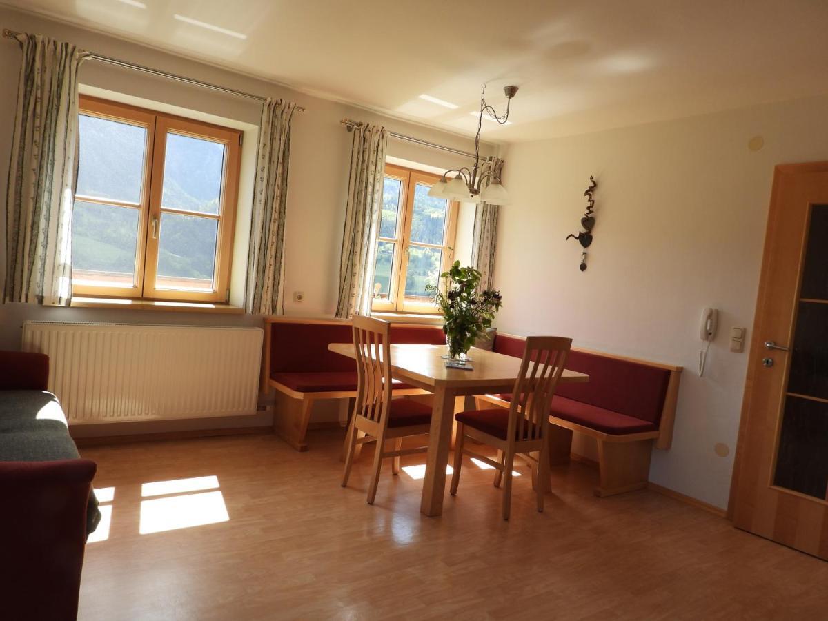 Appartement Bio-Bauernhof Einberghof à Pfarrwerfen Extérieur photo