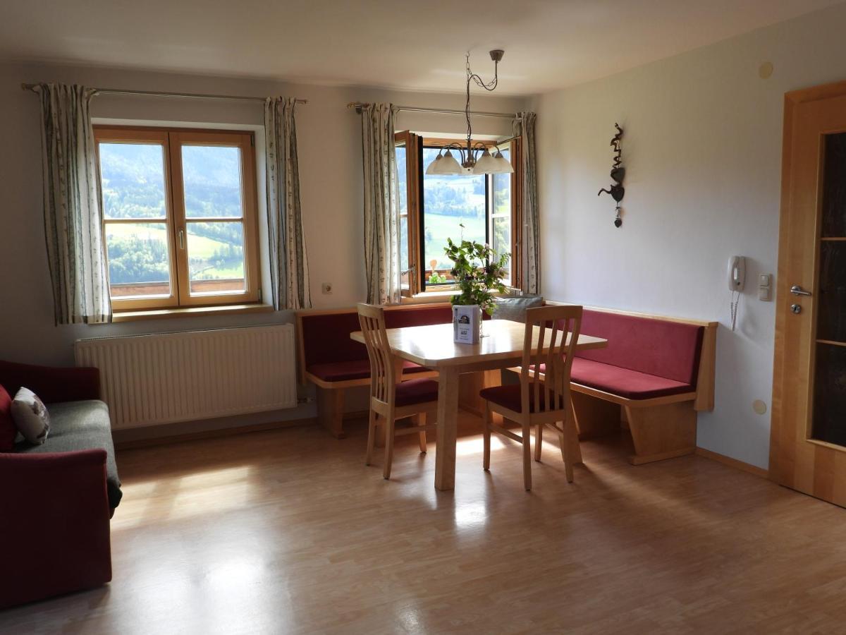 Appartement Bio-Bauernhof Einberghof à Pfarrwerfen Extérieur photo