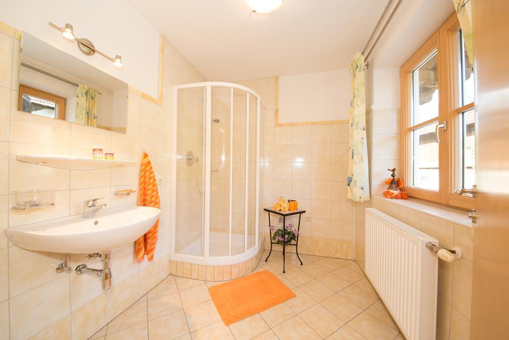 Appartement Bio-Bauernhof Einberghof à Pfarrwerfen Chambre photo